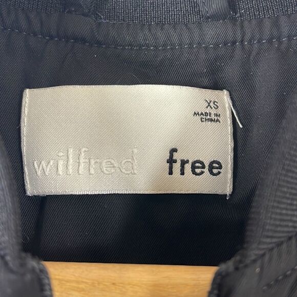 Aritzia Wilfred Free Black Embroidered Bomber Jacket XS - Picture 4 of 7